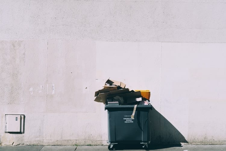 De que forma o abrigo de resíduos diminui os custos da coleta?
